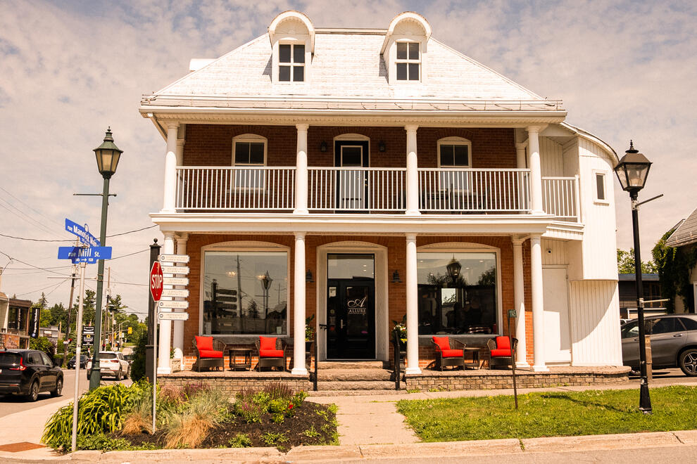Manotick Village